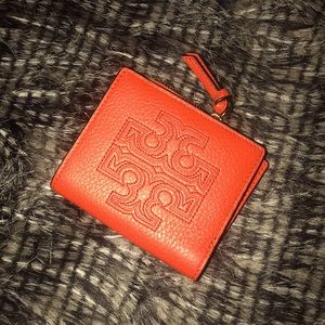 Tory Burch Zipper Wallet new leather orange